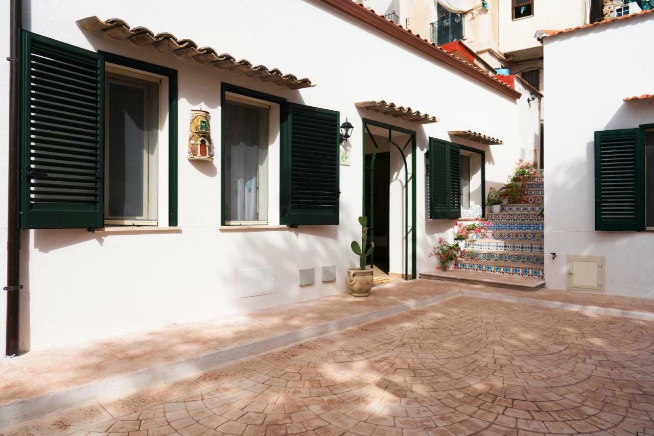 Baglio Reale Apartments 巴勒莫 外观 照片